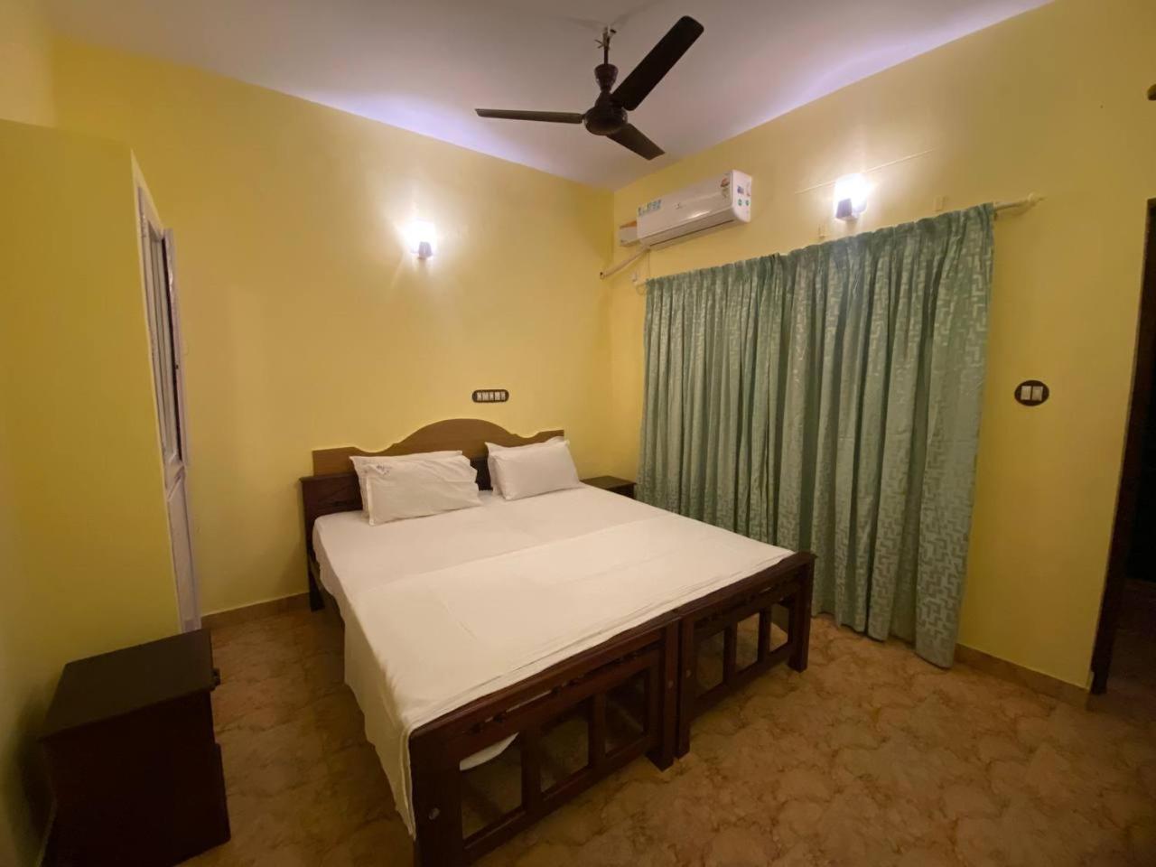 Karma Beach Resort Kovalam Værelse billede